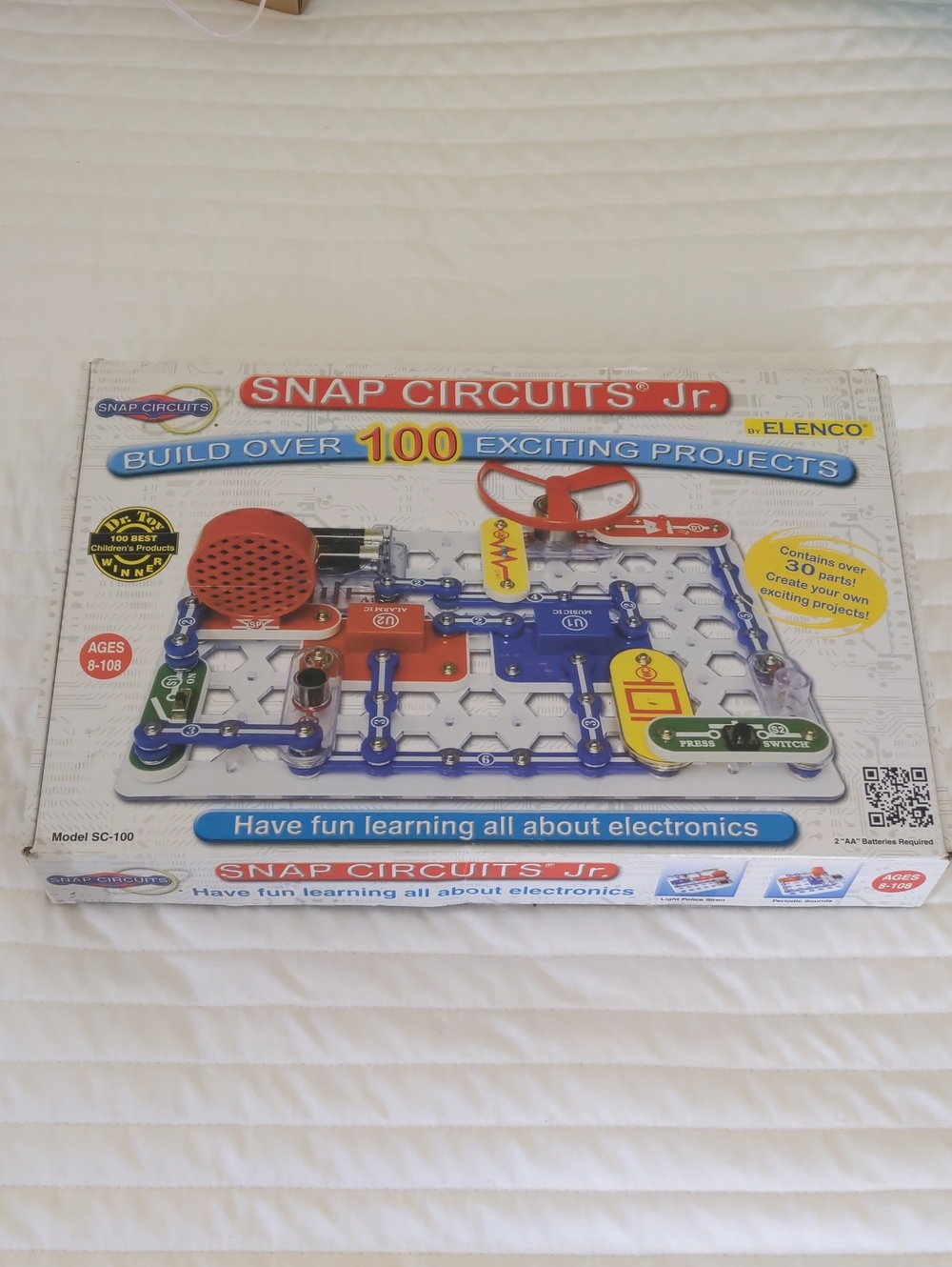 Snap Circuits Jr. Kids Electronics Kit - Blue/Red